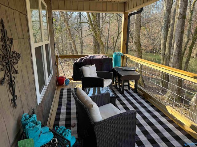 902 County Road 1042, Centre, AL 35960