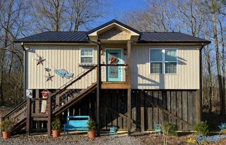 902 County Road 1042, Centre, AL 35960