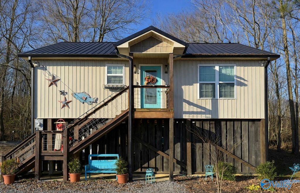 902 County Road 1042, Centre, AL 35960