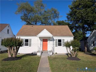 407 Washington Ave, Colonial Heights, VA 23834