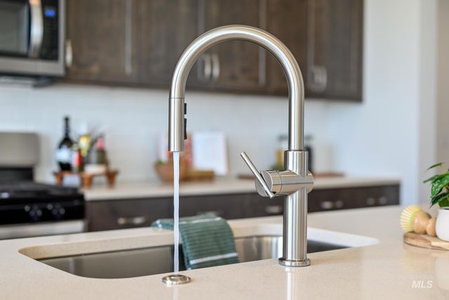 8536 S Blue Forest Ave, Kuna, ID 83634