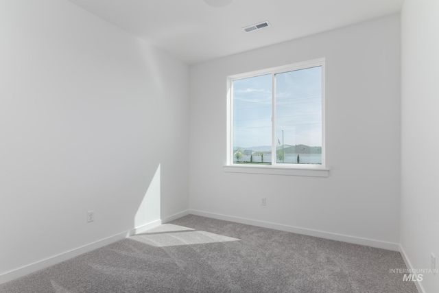 8536 S Blue Forest Ave, Kuna, ID 83634