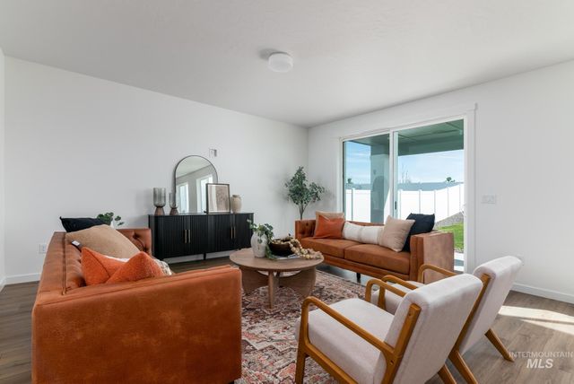 8536 S Blue Forest Ave, Kuna, ID 83634