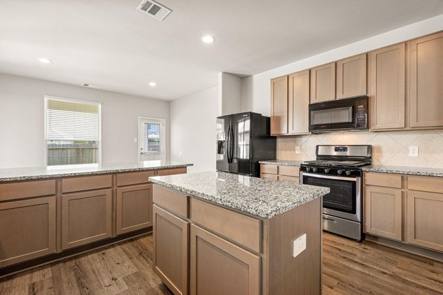 2906 Lawrence Park Court, Conroe, TX 77304