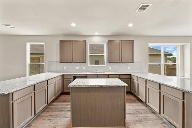 2906 Lawrence Park Court, Conroe, TX 77304