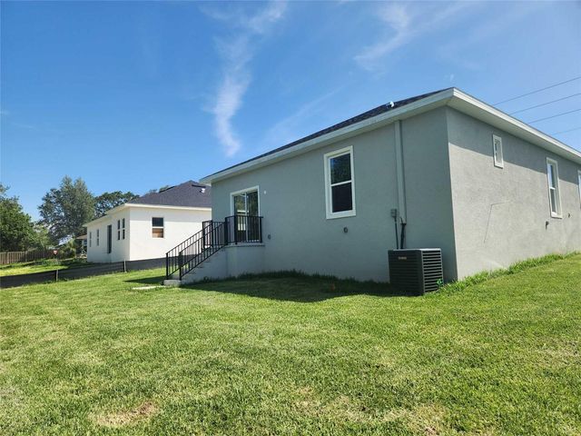 9211 NORTHCLIFFE BOULEVARD, Spring Hill, FL 34606