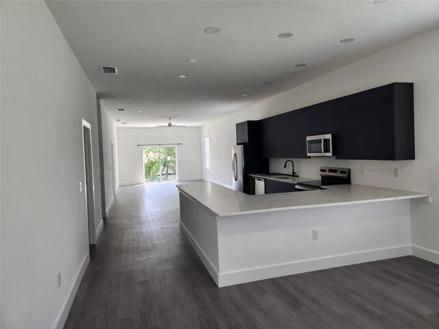 9211 NORTHCLIFFE BOULEVARD, Spring Hill, FL 34606