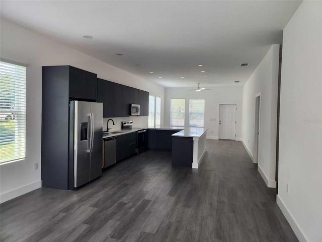 9211 NORTHCLIFFE BOULEVARD, Spring Hill, FL 34606