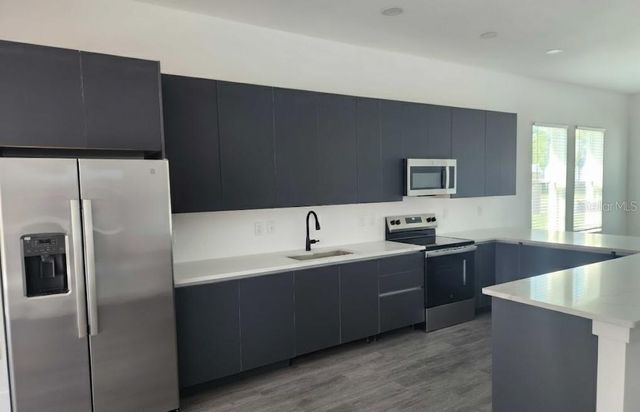 9211 NORTHCLIFFE BOULEVARD, Spring Hill, FL 34606