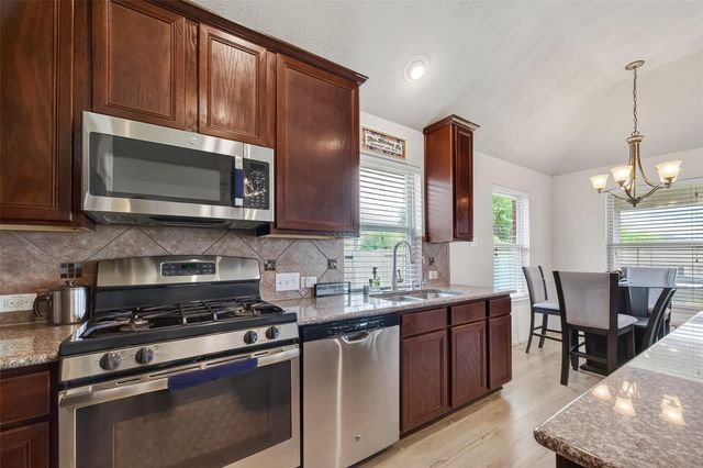 13415 Star Creek Lane, Rosharon, TX 77583