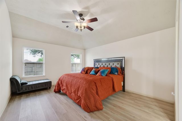 13415 Star Creek Lane, Rosharon, TX 77583