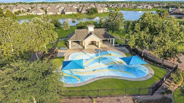 13415 Star Creek Lane, Rosharon, TX 77583