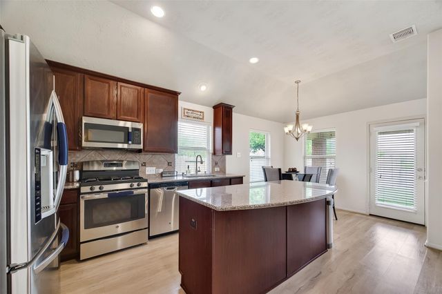 13415 Star Creek Lane, Rosharon, TX 77583