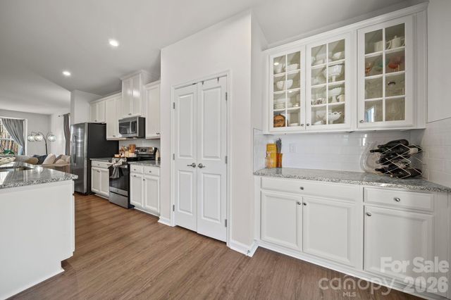 3501 Timber Mill Drive, Matthews, NC 28104