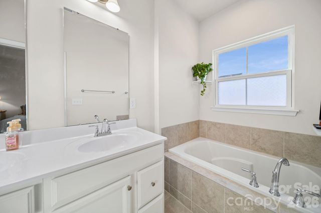 3501 Timber Mill Drive, Matthews, NC 28104