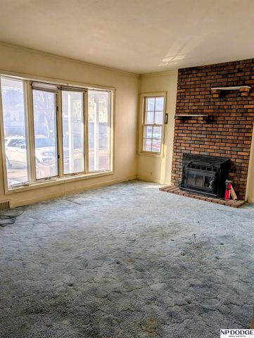 878 S 32Nd Street, Lincoln, NE 68510