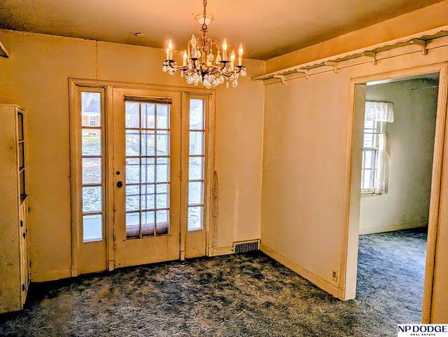 878 S 32Nd Street, Lincoln, NE 68510