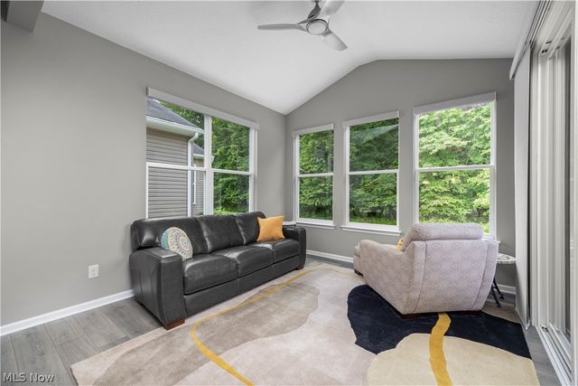 6560 Amber Way, North Ridgeville, OH 44039