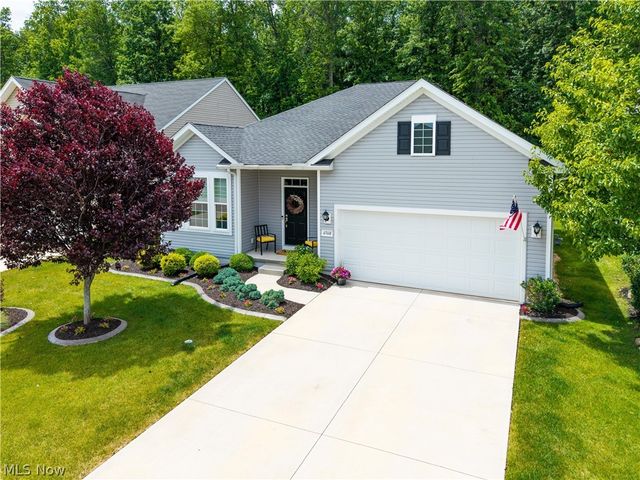 6560 Amber Way, North Ridgeville, OH 44039