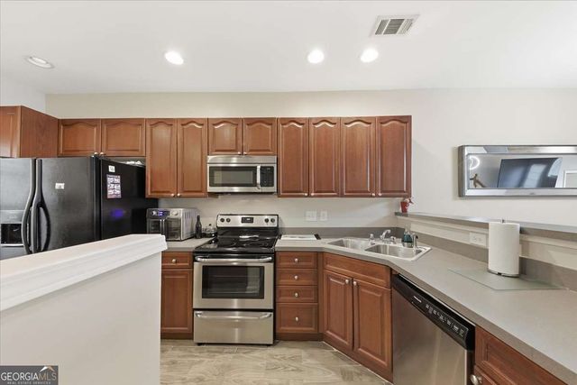 1984 Hoods Fort Circle NW 23, Kennesaw, GA 30144