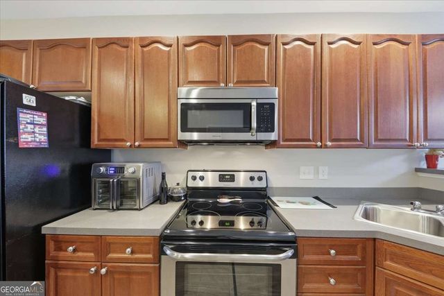 1984 Hoods Fort Circle NW 23, Kennesaw, GA 30144