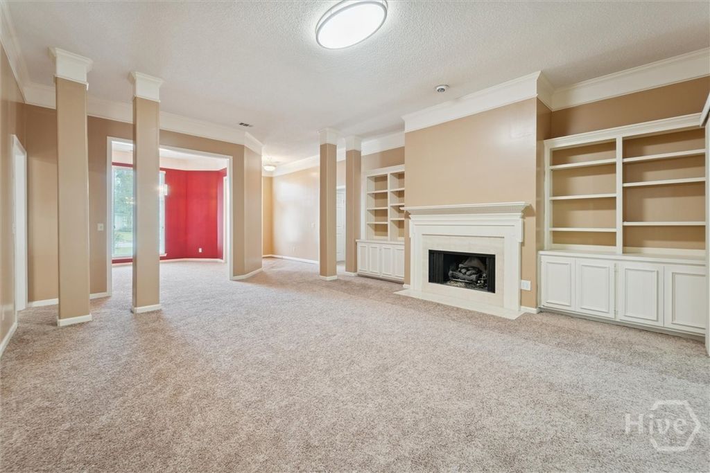 Image 10 of property listing at 121 Summer Winds Drive, Savannah, GA 31410