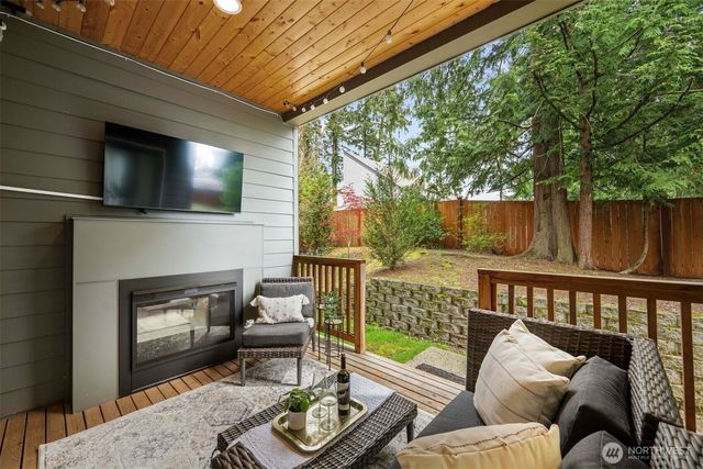 2306 NE 145th St, Shoreline, WA 98155