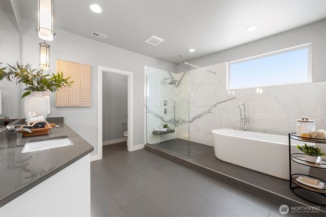 2306 NE 145th St, Shoreline, WA 98155
