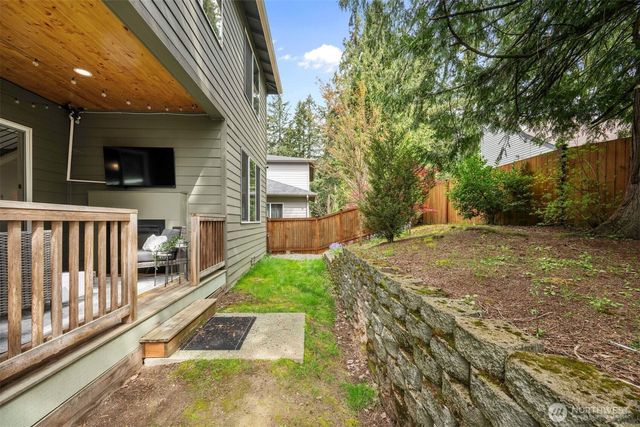 2306 NE 145th St, Shoreline, WA 98155