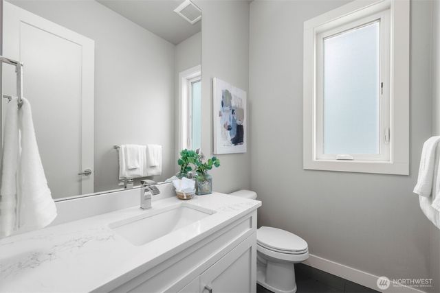 2306 NE 145th St, Shoreline, WA 98155