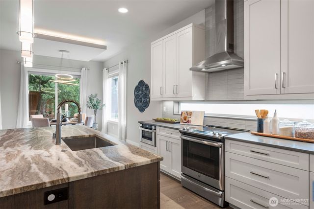 2306 NE 145th St, Shoreline, WA 98155
