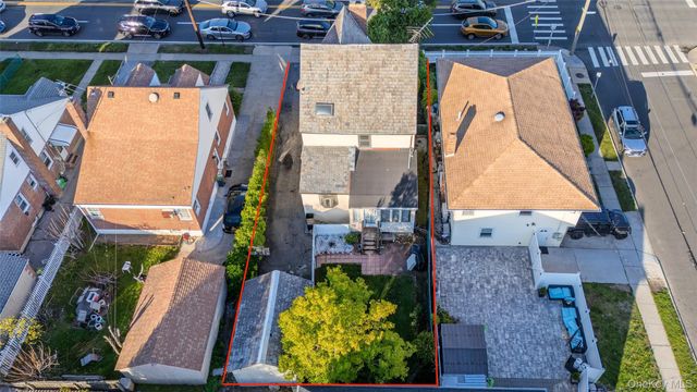 207 New Hyde Park Road, New Hyde Park, NY 11040