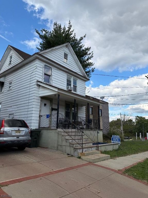 481 Hamilton St, Franklin Twp., NJ 08873 — exterior