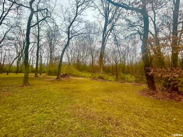 2282 LOGAN Road, West Frankfort, IL 62896