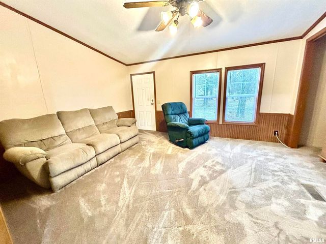 2282 LOGAN Road, West Frankfort, IL 62896