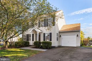 1214 COLONIAL DR, Quakertown, PA 18951