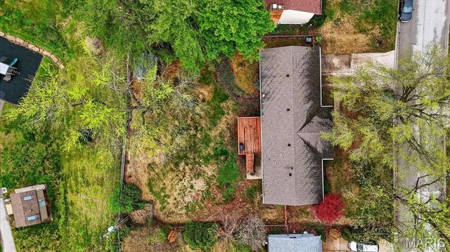 110 Wildwood Court, St Charles, MO 63303