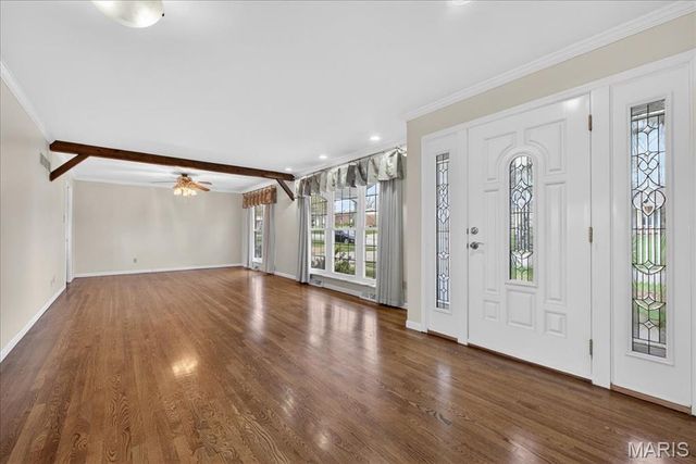 110 Wildwood Court, St Charles, MO 63303