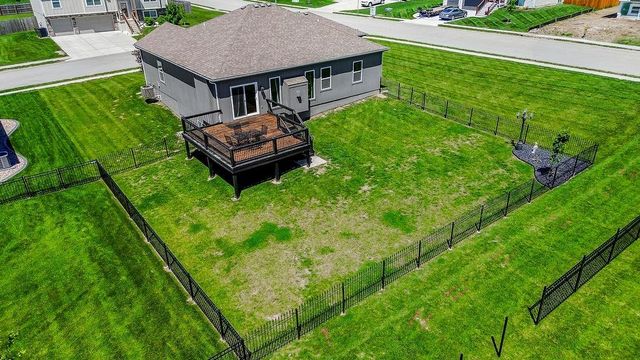 1814 Winchester Drive, Pleasant Hill, MO 64080