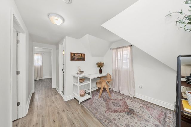 5850 S INDIANA Avenue, Chicago, IL 60637