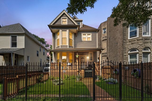 5850 S INDIANA Avenue, Chicago, IL 60637