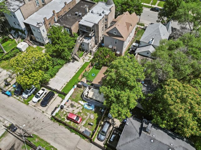 5850 S INDIANA Avenue, Chicago, IL 60637