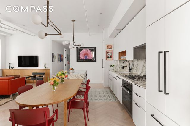 143 W 27th St Apt 2R, New York City, NY 10001