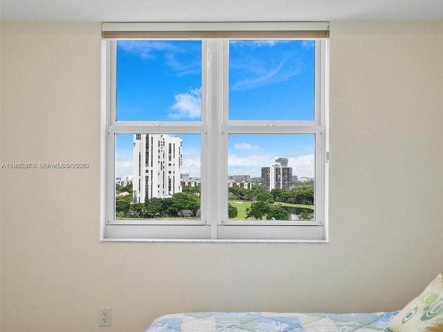 20000 E Country Club Drive 1102, Aventura, FL 33180