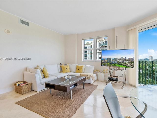 20000 E Country Club Drive 1102, Aventura, FL 33180
