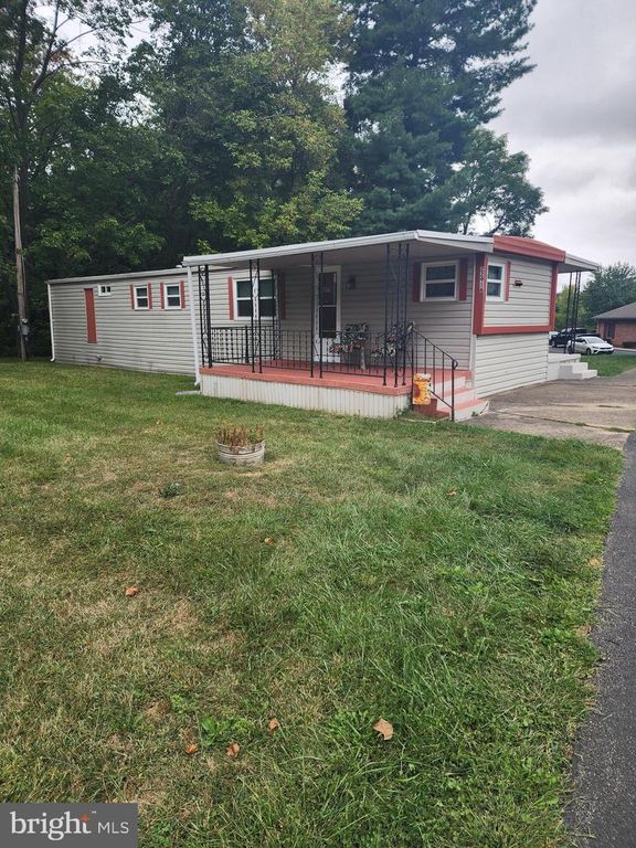 22916 CAVETOWN CHURCH RD, Smithsburg, MD 21783