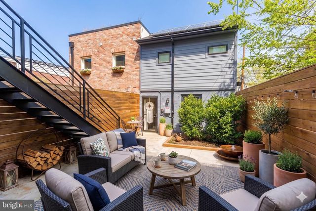 648 F ST NE, Washington, DC 20002
