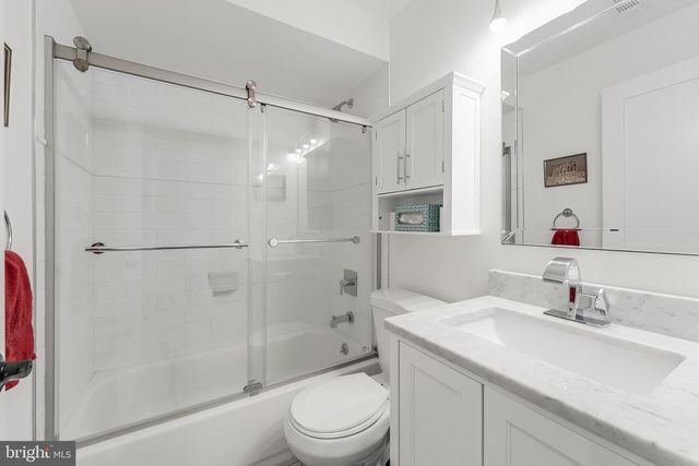 648 F ST NE, Washington, DC 20002