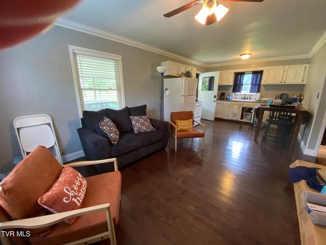 605 Main Street, Mosheim, TN 37818