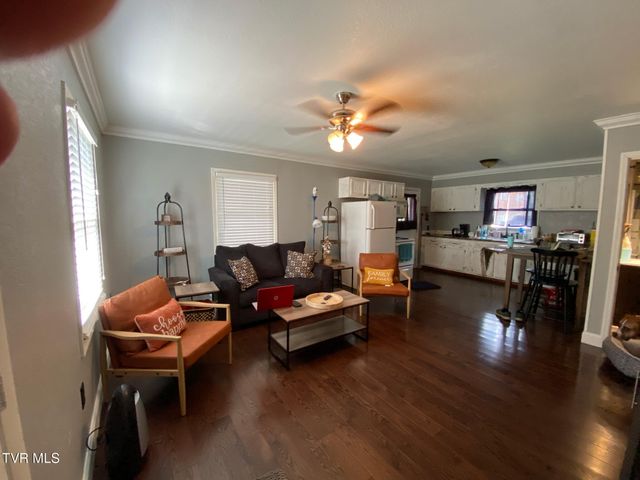 605 Main Street, Mosheim, TN 37818
